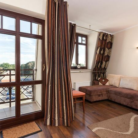 Apartamenty Pod Orlami By Noclegi Renters Swinoujscie Dış mekan fotoğraf