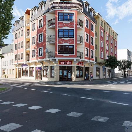 Apartamenty Pod Orlami By Noclegi Renters Swinoujscie Dış mekan fotoğraf