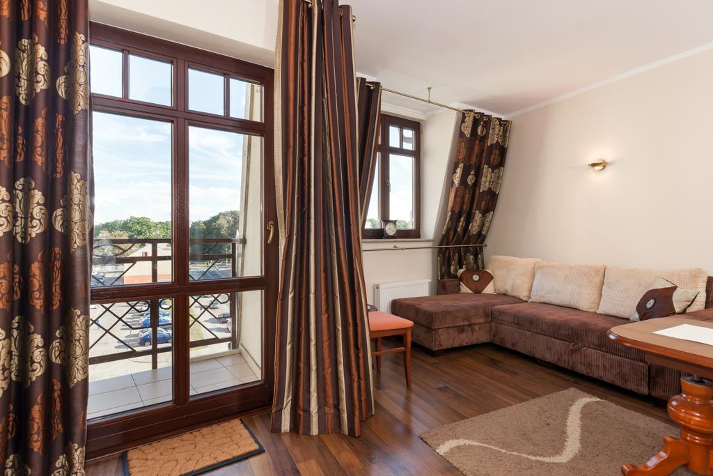 Apartamenty Pod Orlami By Noclegi Renters Swinoujscie Dış mekan fotoğraf